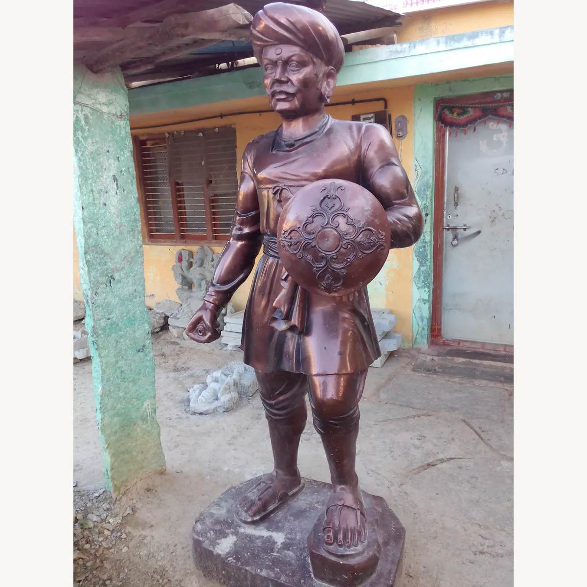 Sangolli Rayanna Statue
